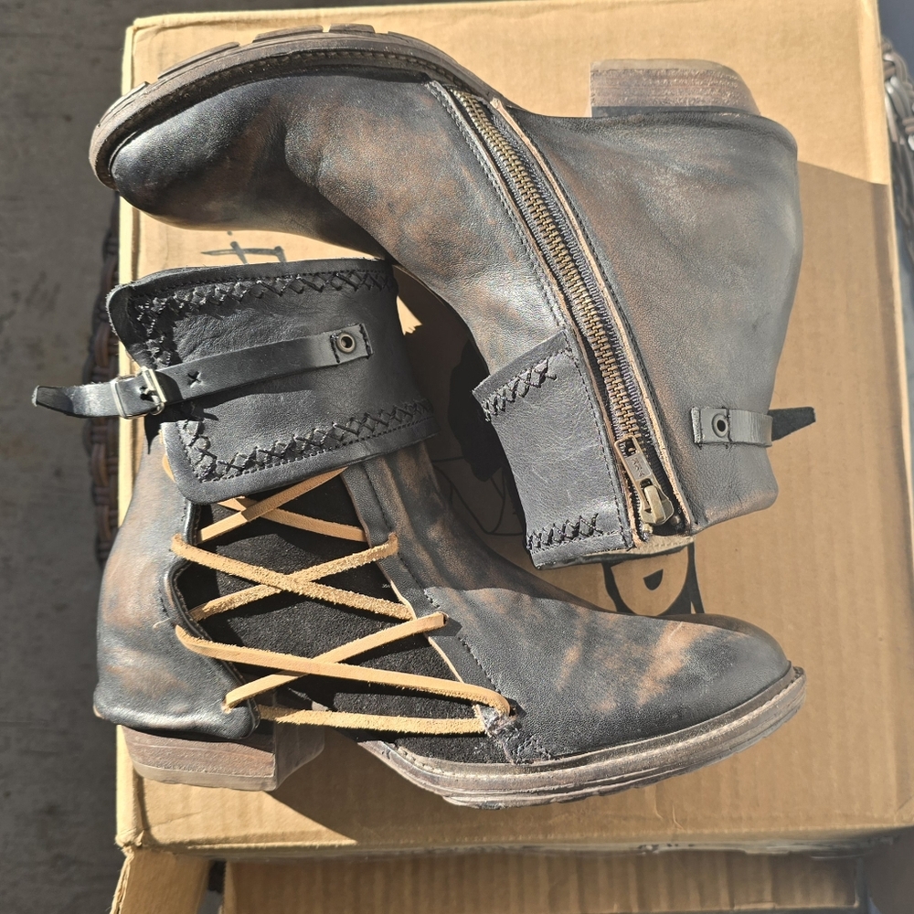 Freebird by Steven Distressed Brown and Tan Lace-Up Leather Ankle Boots